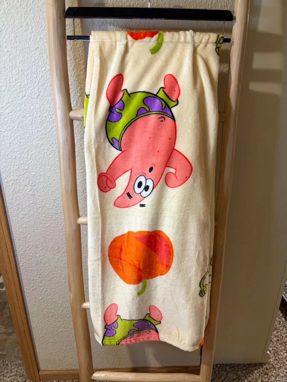 SpongeBob SquarePants Patrick Halloween Pumpkin Plush Throw Blanket 50x70 NWT